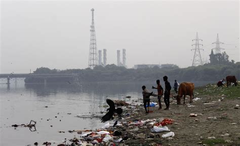 Polluted Yamuna river