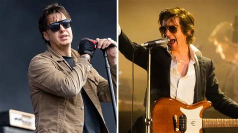 Watch Julian Casablancas Imitate Alex Turner At The Strokes Gig Radio X