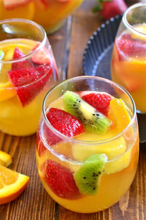 10 Must Make Sangria Recipes | The Novice Chef