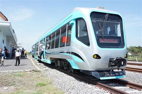 Foto UMY Diajak Kolaborasi PT INKA Membuat Kereta Hybrid