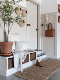 Neutral Mudroom Decor Ideas Lady Decluttered