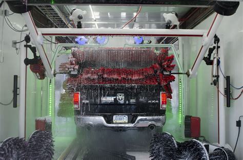 How To Use An Automatic Car Wash