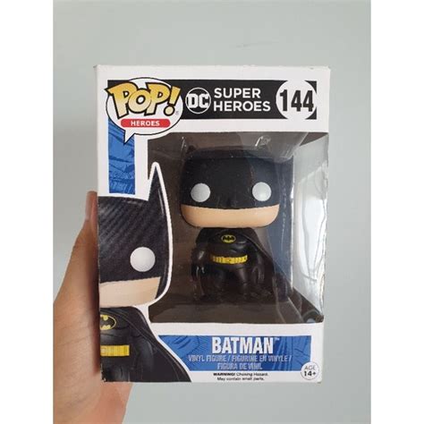 Funko Pop Batman 144 Dc Super Heroes Series Action Figure Shopee Brasil