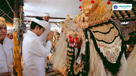 Sekda Adi Arnawa Hadiri Ngeratep Dan Ngodakin Tapakan Pura Rempak Taman