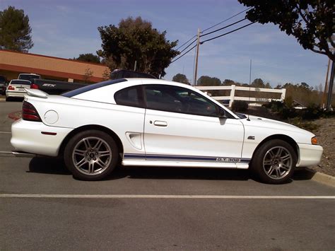 1998 Ford Mustang Rims
