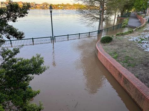 Savannah River overflows banks: Augusta Riverwalk, boat ramps, public access areas closed