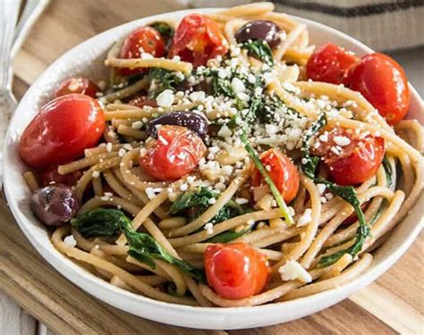 Spaghettis Aux Tomates Cerises Et Feta Plat De P Tes Pour Votre D Ner