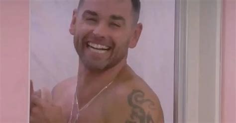 CBB S Ben Jardine Is First Star To Strip Naked As Kirstie Alley Forces Him Under Cold Shower