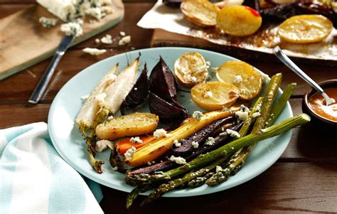 Receta De Ensalada De Verduras Asadas Con Queso Azul Hcmn