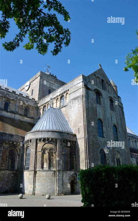 Romsey Abbey Romsey Hampshire England Stock Photo - Alamy