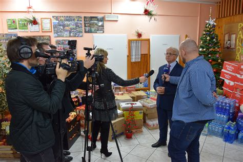 PRASKA GIEŁDA SPOŻYWCZA I TVP WARSZAWA Z DAREM SERCA W KOZIENICACH