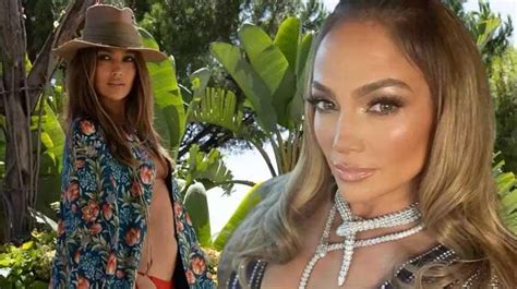 54 Yaşındaki Jennifer Lopez Bikinili Pozlarıyla Hayran Bıraktı “gençlik Iksiri Içmiş Gibi