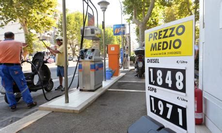 Cartello Prezzi Carburanti Il Tar Annulla Il Decreto Gazzetta It