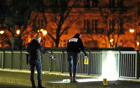 Attaque Mortelle Au Couteau à Paris La Garde à Vue De Lassaillant Se