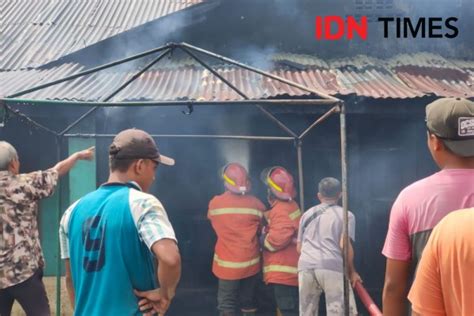 Dua Rumah Terbakar Di Binjai Seorang Warga Jadi Korban