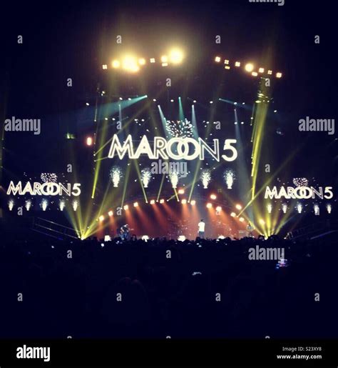 Maroon 5 Concert Stock Photos & Maroon 5 Concert Stock Images - Alamy