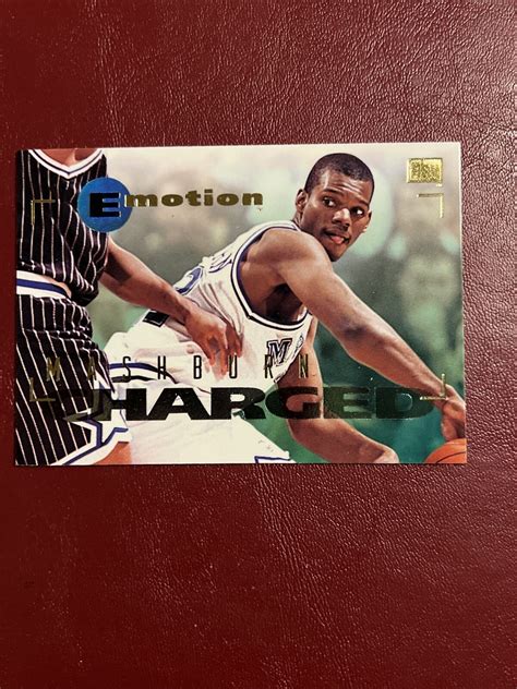 Skybox Emotion Jamal Mashburn Charged Holofoil Charlotte