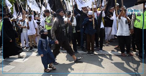 Massa Aksi Bela Tauhid Jilid Ii Mulai Padati Masjid Istiqlal