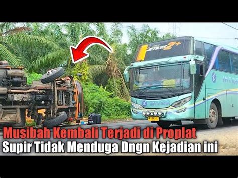 Truck Fuso Bermuatan Terbalik YouTube