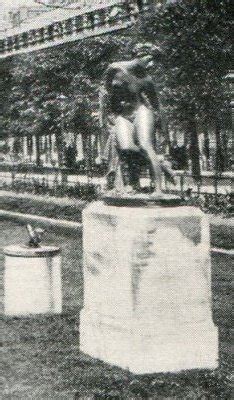 Le Jardin Du Palais Royal En