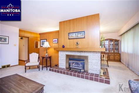 50 Henday Bay, Winnipeg, Manitoba House Bungalow property for sale