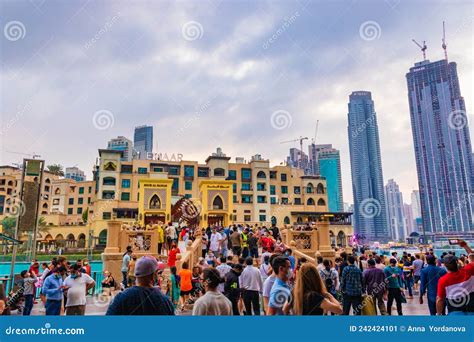 Dubai Fountain Promenade And Souk Al Bahar Uae Editorial Photo Image