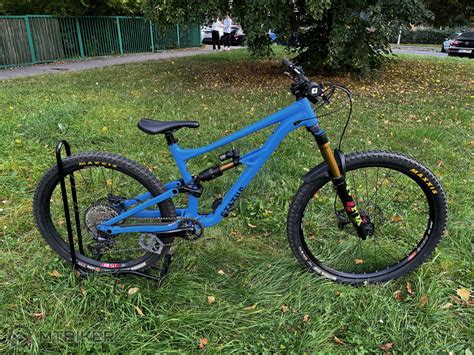 Specialized Status 160 S4 L Fox Dpx2 Performance Rámy na DH AM EN