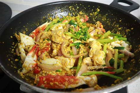 Stir Fried Blue Crab In Yellow Curry Culinary Ambition