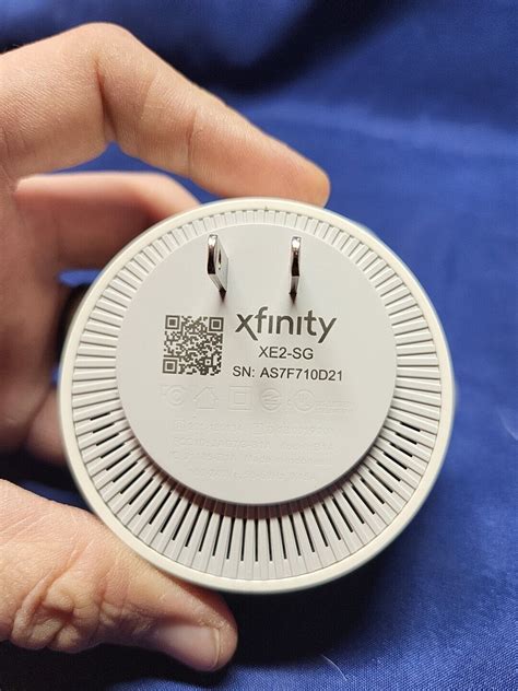 Used Xfinity XFi 2nd Gen XE2 SG WiFi Extender Pod UBB Threads