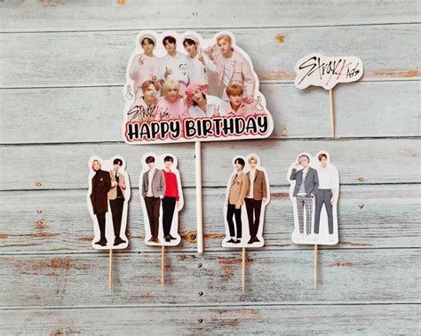 Jual Satu Set Cake Topper Toper Hiasan Kue Ulang Tahun Karakter Stray