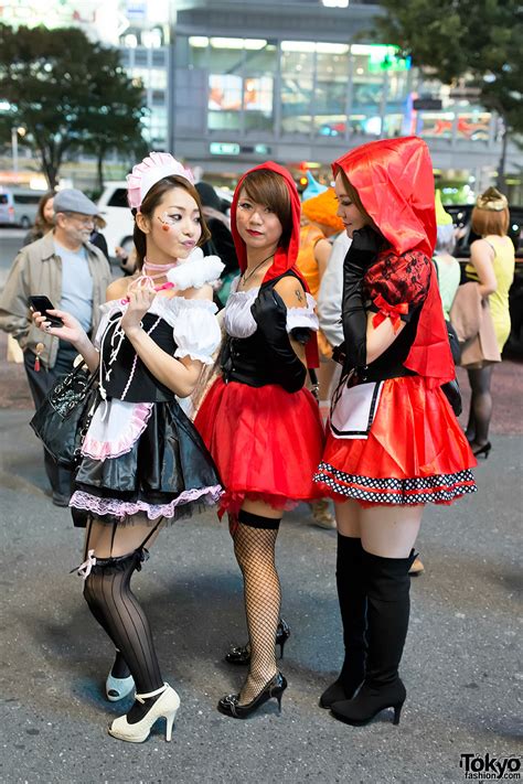 Halloween In Japan Shibuya Street Party Costume Pictures