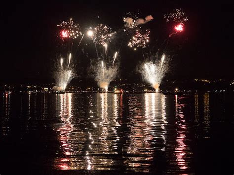 Konstanz Das Seenachtfest Feuerwerk Vom Logenplatz Am Yachthafen Der