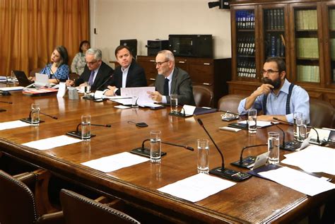 Comisi N De Constituci N Prosigue Estudio De Rebaja De Parlamentarios