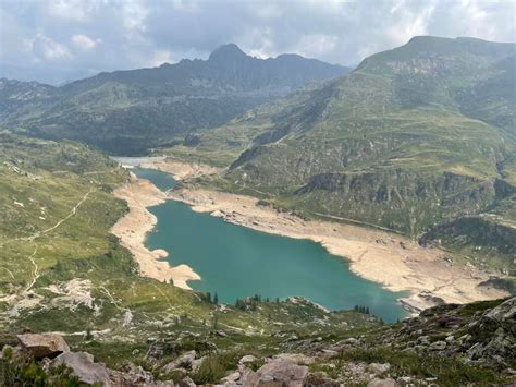 I Laghi Gemelli Un Fulcro Del Trekking Immerso Nella Leggenda