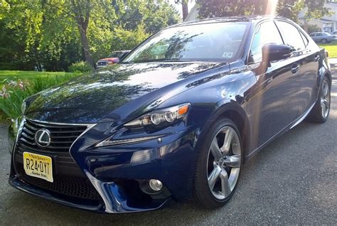 2014 Lexus IS 350 Premium Car, Great Performance Review - First Impression