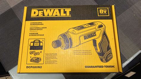 Dewalt 8v Max Cordless Screwdriver Kit Gyroscopic 2 Batteries