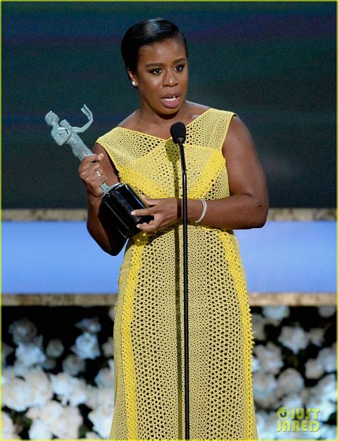 Uzo Aduba Breaks Down During Amazing And Emotional Sag Awards 2015 Best Actress Speech Watch Now