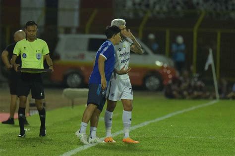 Persib Bandung Sudah Kantongi Kandidat Pelatih Pengganti Luis Milla