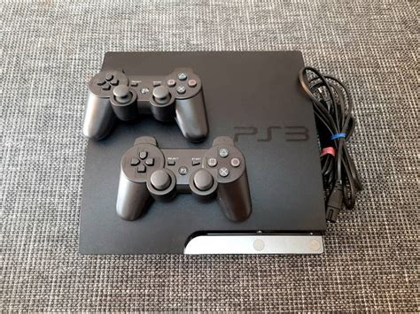 PlayStation 3 Slim на 500 Gb Прошитая Sony PS3 50 Игр Два джойстика