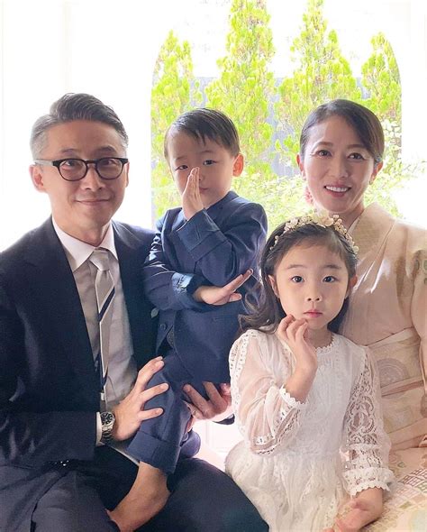 田中雅美さんのインスタグラム写真 田中雅美instagram「家族4人で結婚式に出席したのは初めてね☺️ ・ ・ 私は、姪っ子の