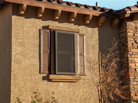 How Security Screens & Doors Deter Intruders