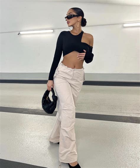 Top những món đồ tưởng trôi vào quên lãng bỗng hot trở lại được chị em lăng xê ầm ầm