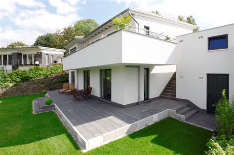 Terrasse Mit Stufen Zum Garten Contemporary Exterior Dortmund