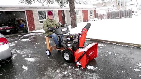 Riding snowblower | Doovi