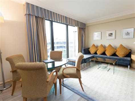 Best Price on Hilton London Gatwick Airport Hotel in London + Reviews!