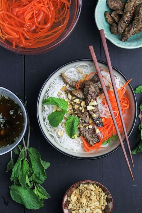 Bún Bò Xào Vietnamese Rice Noodle Salad with Lemongrass Beef Katie