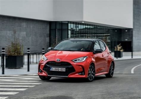 Temmuz Toyota Yaris Fiyat Listesi Ne Oldu Dream Multidrive S