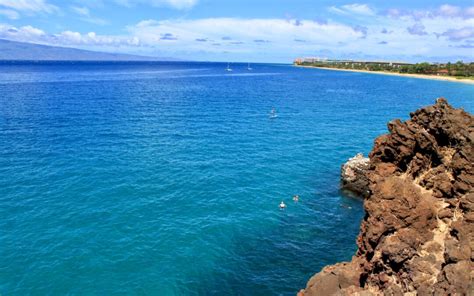 Exploring the Best Beaches Lahaina Maui Has to Offer - 808 Boards