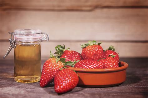 Erdbeeren Haltbar Machen Darum Solltest Du Sie In Essig Einlegen Wmn