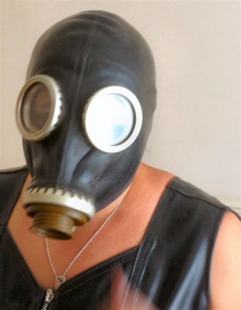 Dee Black Rubber Dress Black GP5 Gas Mask 27 Sebastian Leon Flickr